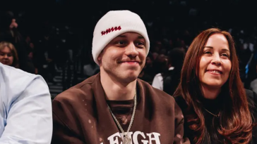 Pete Davidson dispels rehab rumors with courtside seats to the Brooklyn Nets with his mom