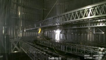 Why was a piece of fruit floating inside Starship on its sixth test flight?