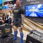 “The Mountain” from Game of Thrones sets world record by deadlifting 996 pounds of SSDs