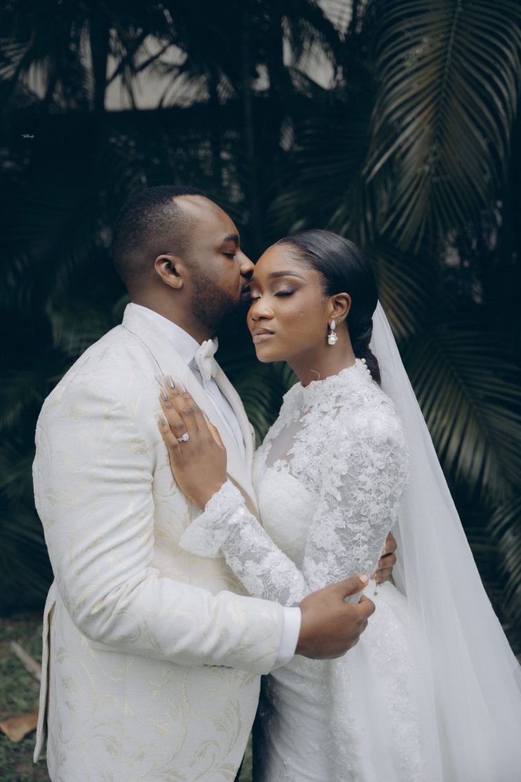 Tobiloba & Temidayo’s White Wedding is all The Magic Your Day Needs