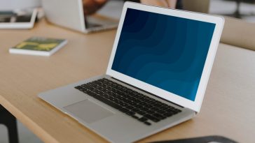 Chinese authorities issue notice to regulate online platform algorithms