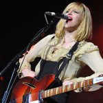 “If you lined up Jimmy Page, Jonny Greenwood, and Will Sergeant, I’d pick Sergeant every time”: Courtney Love on why Echo & the Bunnymen’s Will Sergeant is her “favorite guitarist on Earth”
