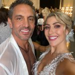 Mauricio Umansky replaced a desk photo of Kyle Richards with ‘DWTS’ partner Emma Slater
