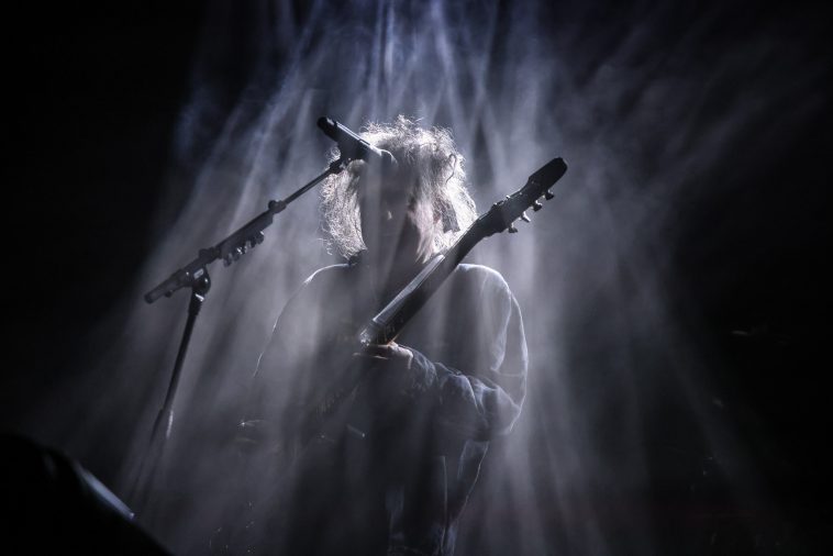 Robert Smith Remixes the Cure’s “A Fragile Thing”: Listen