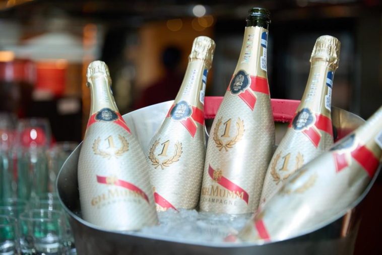 The Westin’s Grand Bubbly Brunch Goes Festive
