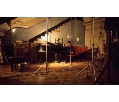 Paul McCartney and Wings: One Hand Clapping