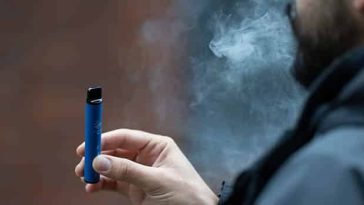 Poker Pro Bilzerian Sues Dad for Appropriating Vape Business