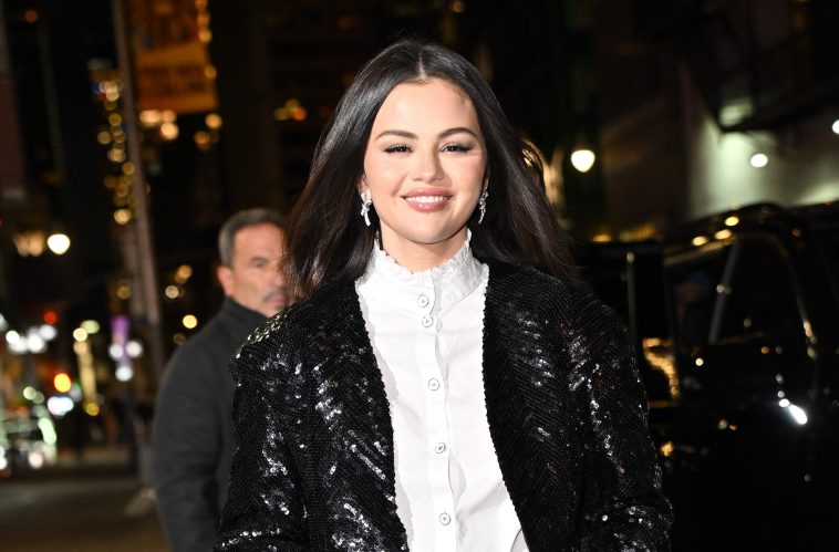 Selena Gomez Makes Some Good Points About Mixing Textures