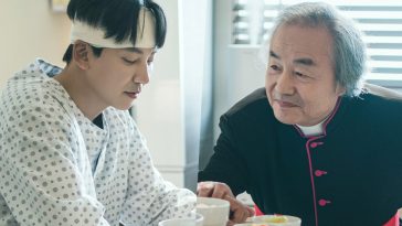 Kim Nam Gil And Jung Dong Hwan Share A Heartfelt Reunion In “The Fiery Priest 2”