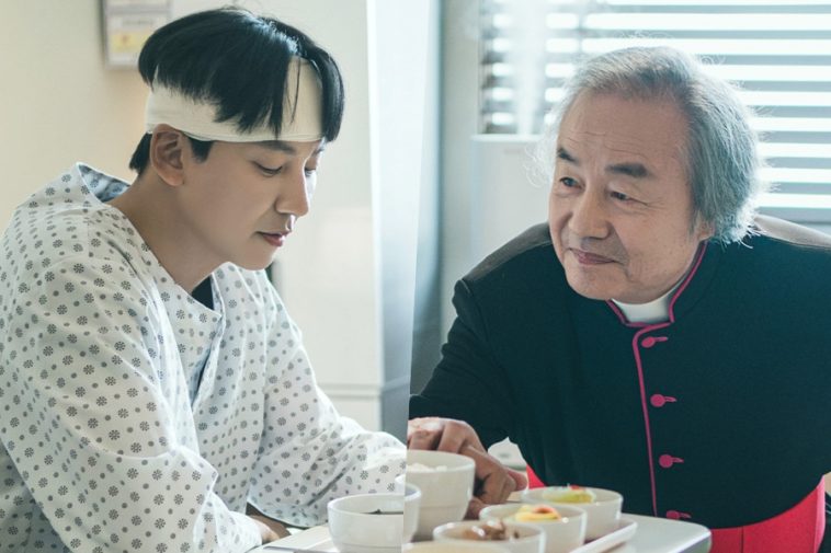 Kim Nam Gil And Jung Dong Hwan Share A Heartfelt Reunion In “The Fiery Priest 2”