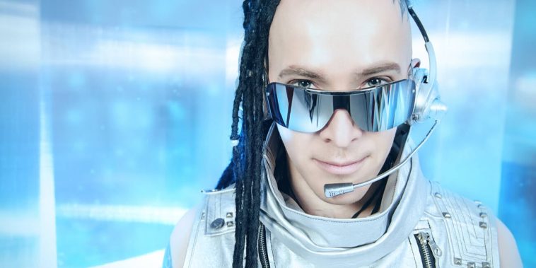 Microsoft teases Copilot Vision, the AI sidekick that judges your tabs