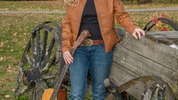 PLA MEDIA WELCOMES SINGER-SONGWRITER LAURA SAWOSKO TO ITS DISTINGUISHED ROSTER