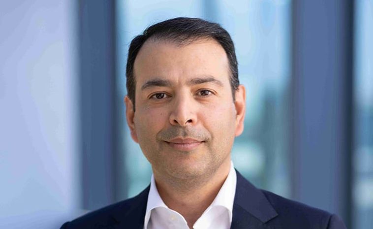 Data Centre Titan Equinix Promotes Cyrus Adaggra to APAC President