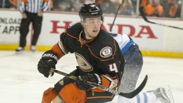 Cam Fowler traded to the St. Louis Blues