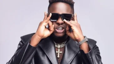 ‘I Have Peace Now’ – Medikal Confirms He’s Dating Again