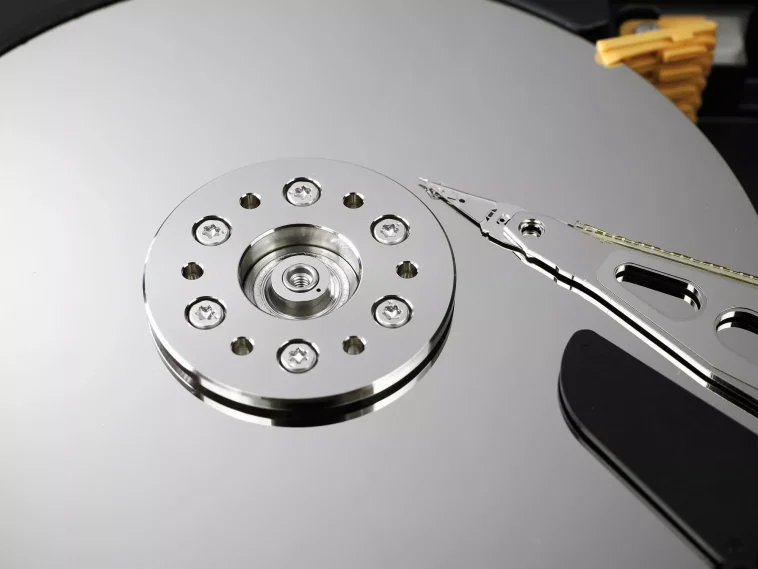 Seagate prepares to launch world’s first high-capacity HDDs based on HAMR technology