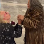 “Ajo do djalin”/ Elton Ilirjani i përlotur nga gjendja e Parashqevi Simakut: Kam frikë mos do të na ikë, i biri s’do ta takojë