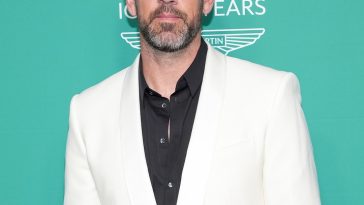 Aaron Rodgers Slams Brother Jordan Rodgers for Feud Stunt on The Bachelorette – E! Online