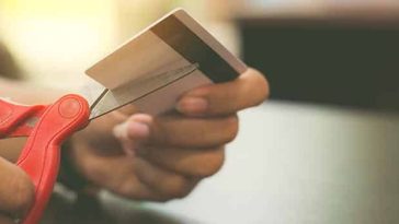 Placing Sports Bets on Credit May Surprise Gamblers with Fees