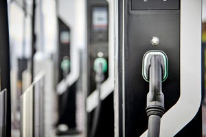 EVs in Government and Military, Funding for Public Chargers Could Be Banned Under Trump