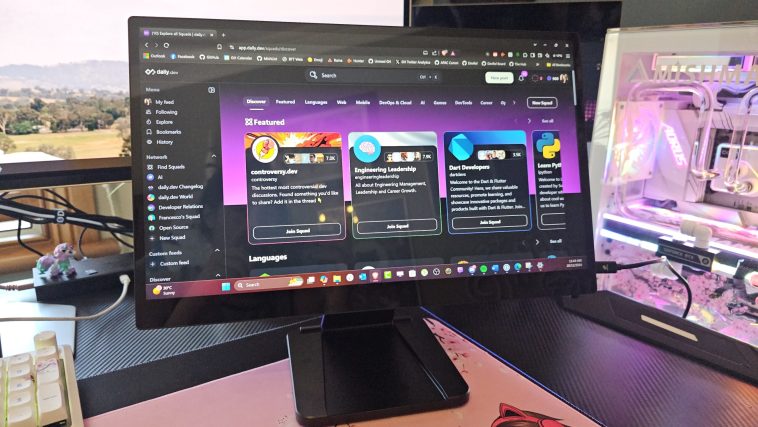 REVIEW: espresso Pro display with ultimate portability for work and travel