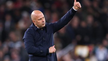 Liverpool boss Arne Slot aims sly dig at local rivals Manchester United