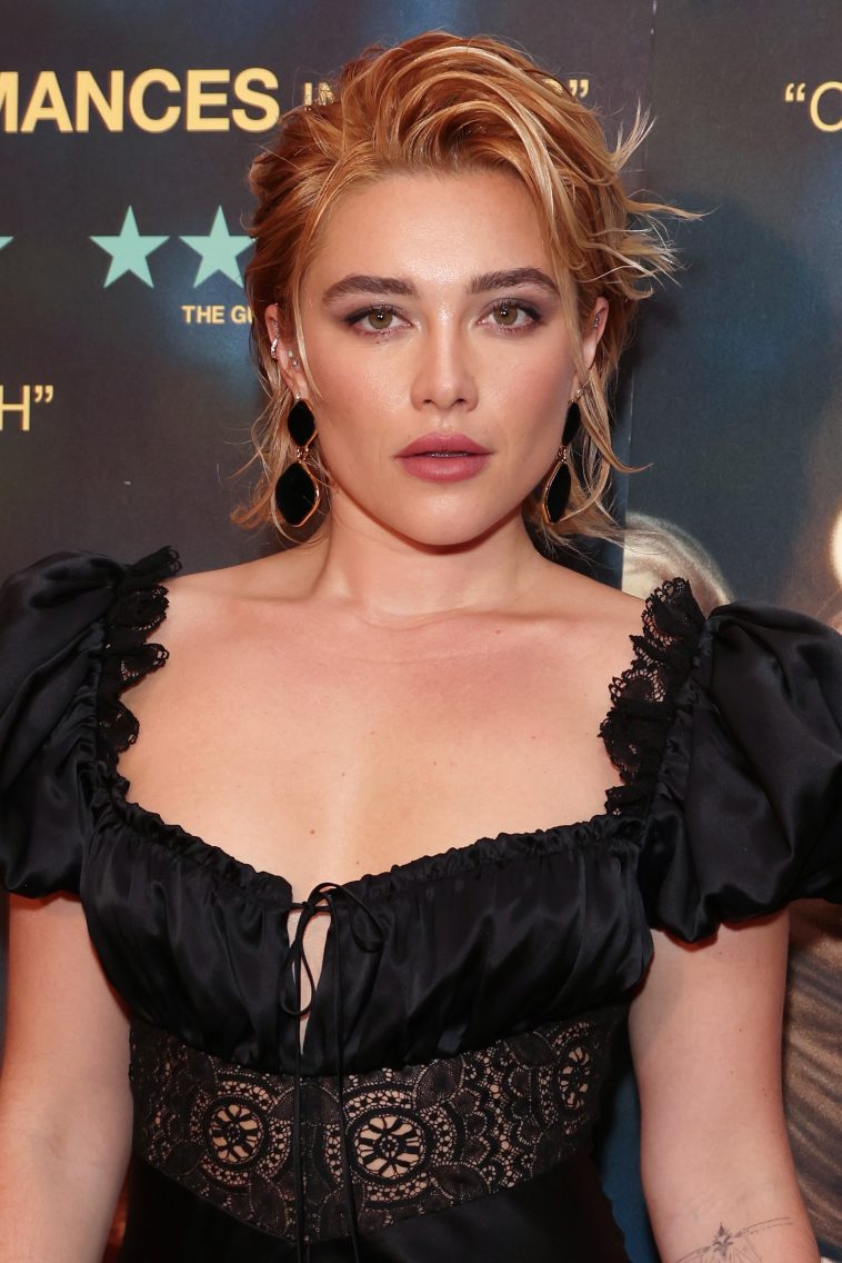 Florence Pugh Finishes the Year in Boudoir-Ready Rodarte