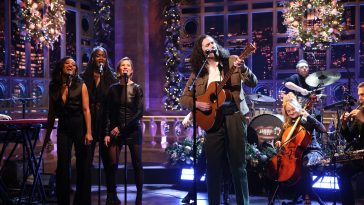 Hozier Plays the Pogues’ “Fairytale of New York” on Saturday Night Live: Watch