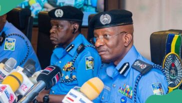 Police react as viral news orders Nigerians to ‘fight officers during stop and search operations’