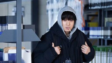 Jung Sung Il Is A Socially Awkward PD Who Joins Investigative Reporting Team In Upcoming Drama “Unmasked”