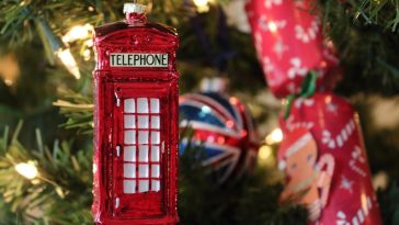 Feeling Low? Lifeline Can Be a Friendly Voice this Christmas