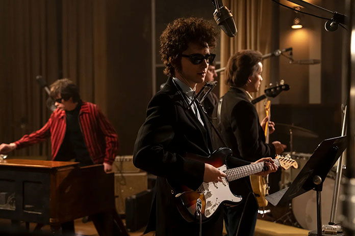 Xmas Box-Office: “Sonic” Beats Lion, Bob Dylan