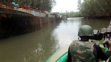 Nigerian Navy intercepts boat with 100,000 litres of stolen crude oil in Ondo 
