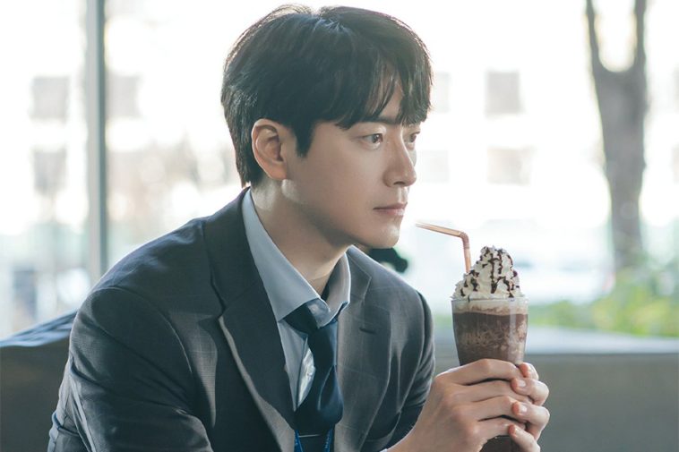 Lee Jun Hyuk Is the Epitome Of Perfection From Professional Expertise To Domestic Skills In “Love Scout”
