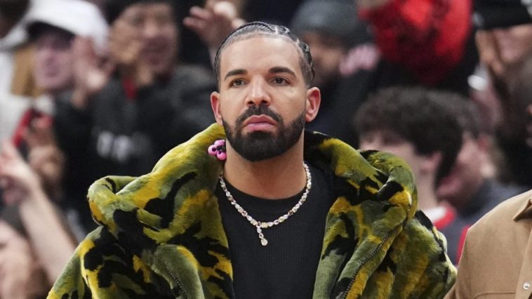 Drake Refrains From Saying “F**k Kendrick” And Mocks “Euphoria” Line On Drizzmas Livestream