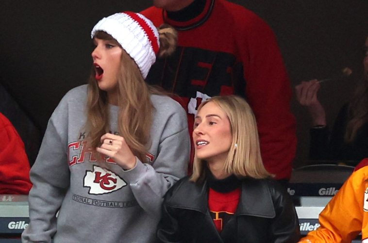 Taylor Swift Celebrates With Ashley Avignone on Longtime Best Friend’s Birthday