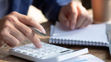 Disappointing Online Betting Results Hamper Caesars’ Q4 Outlook