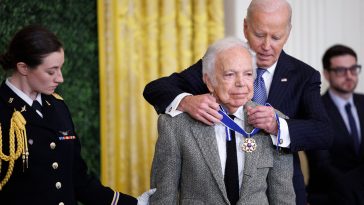 Ralph Lauren, Hillary Clinton, Jane Goodall Among Those Awarded Presidential Medal of Freedom