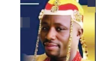 18 policemen present when hoodlums attacked me – Osun monarch