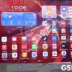 Samsung to launch a unique tri-fold smartphone this year