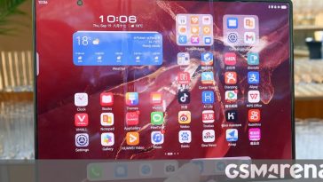 Samsung to launch a unique tri-fold smartphone this year
