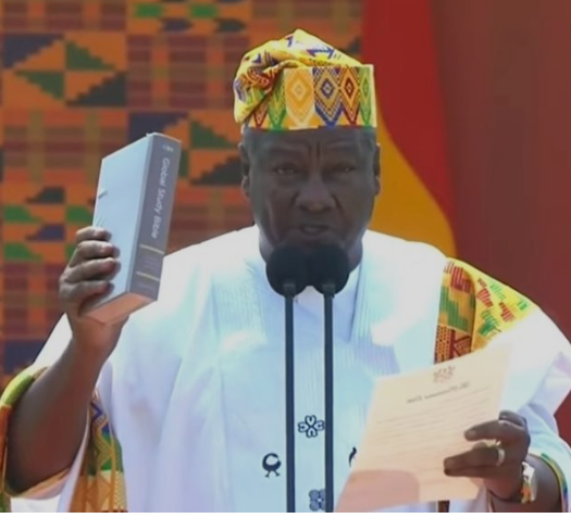 ‘No Time To Waste Kraa!’ – Ghanaians React As President Mahama Sacks All MMDCEs With Immediate Effect