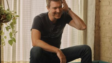 The Walkmen’s Hamilton Leithauser Announces New Album, Shares Video: Watch