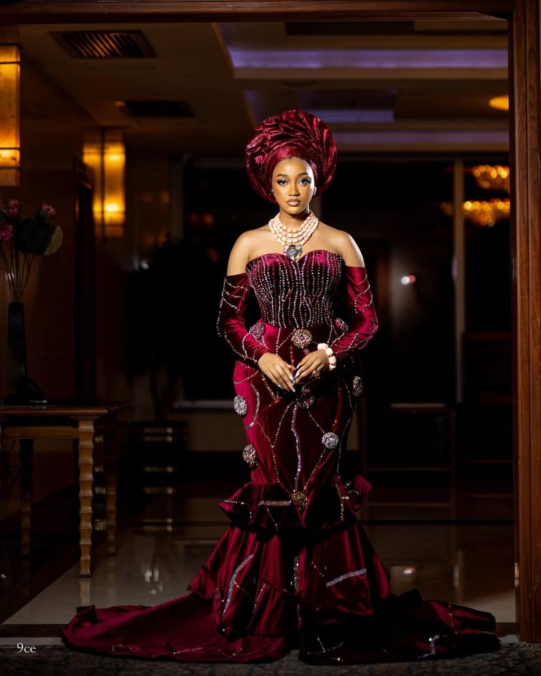 Be an Epitome of Cultural Elegance on Your Big Day With This Inspo