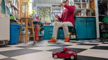 I tried three new VR gadgets that make Quest 3 and 3S even better