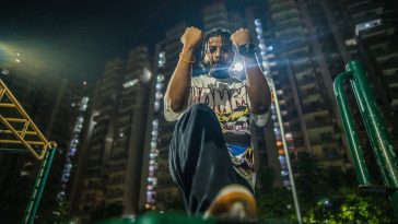Premiere: Archiesman Kundu Flexes His Roots in ‘Jacket’ Video