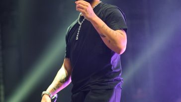 Drake Federally Sues Universal Music Group Over Kendrick Lamar’s “Defamatory” Diss Song “Not Like Us”