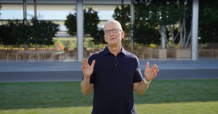 Tim Cook congratulates Trump and touts ‘continued innovation and jobs’ for the United States