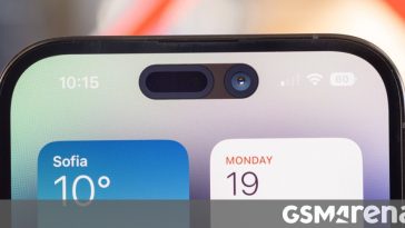 Apple to bring Dynamic Island to new iPhone SE instead of notch