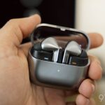 Report: Samsung ‘considering’ earbuds with cameras, Meta 2025 smart glasses detailed